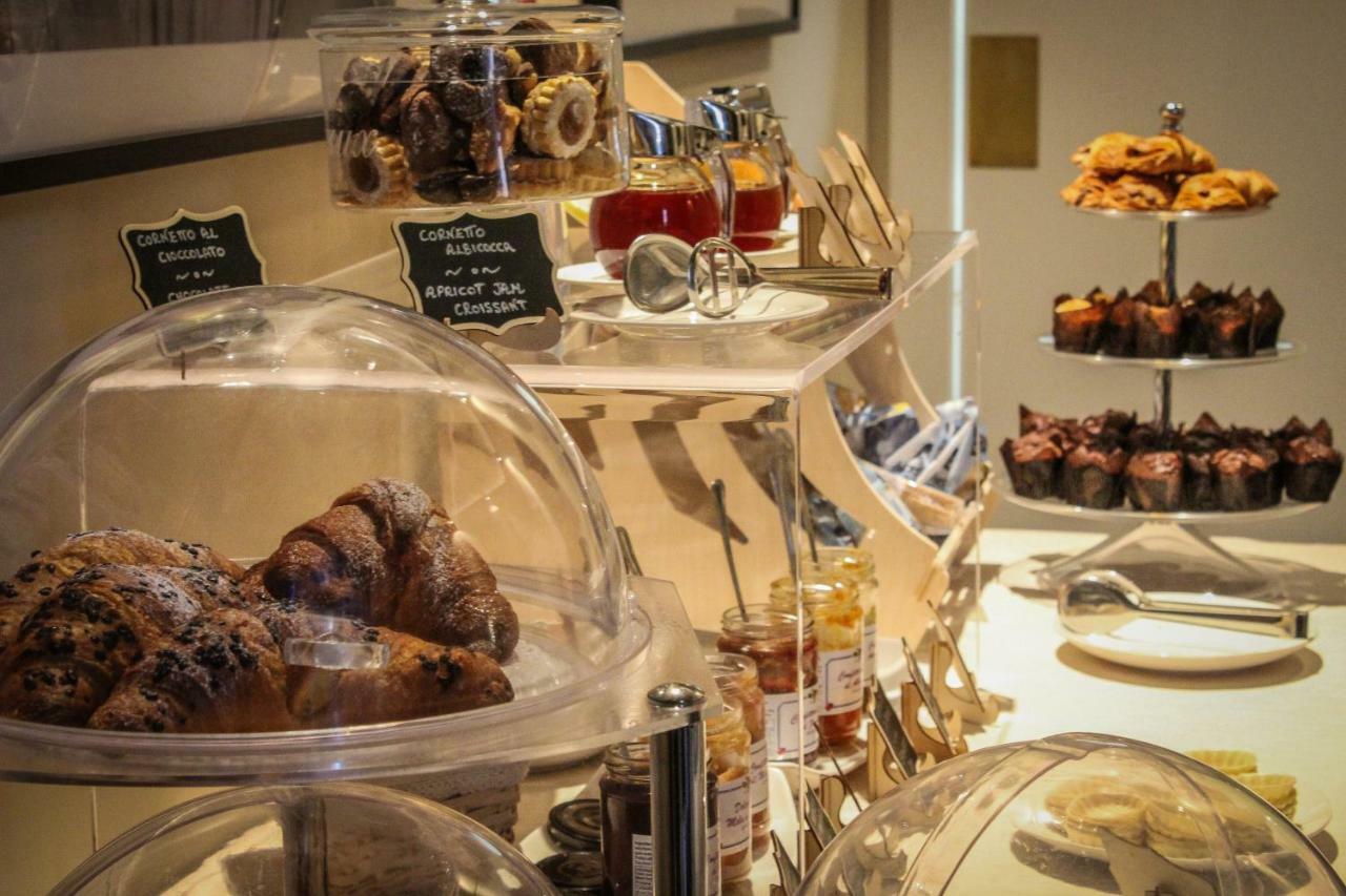 Locanda Della Posta Boutique Hotel Перуджа Екстериор снимка